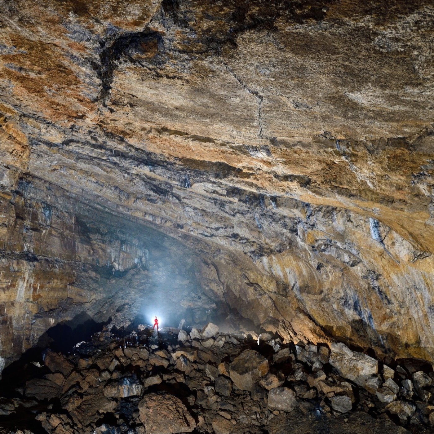 La saison estivale du Domaine des Grottes de Han s'annonce chargée episode artwork